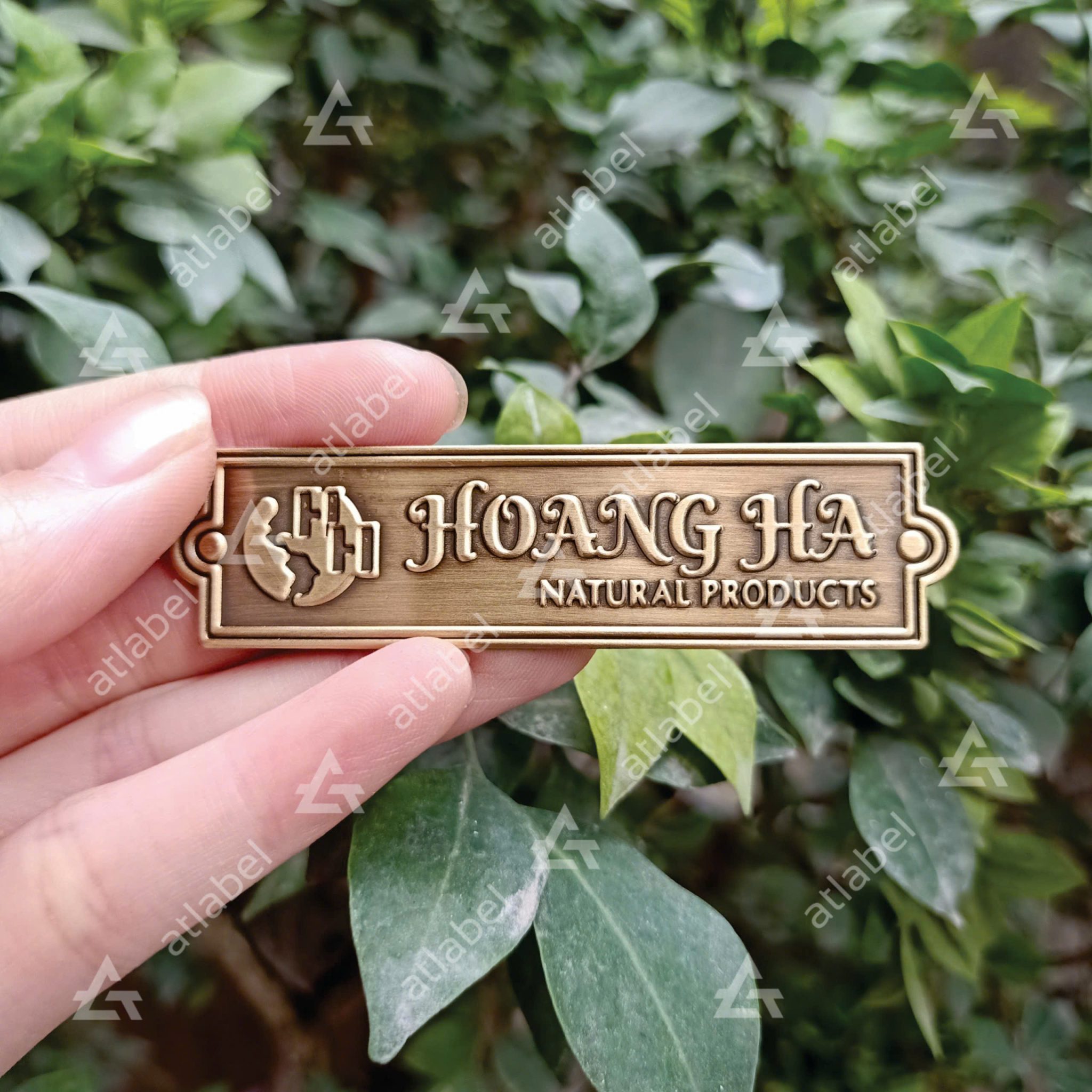Mẫu hoàn thiện màu đồng giả cổ