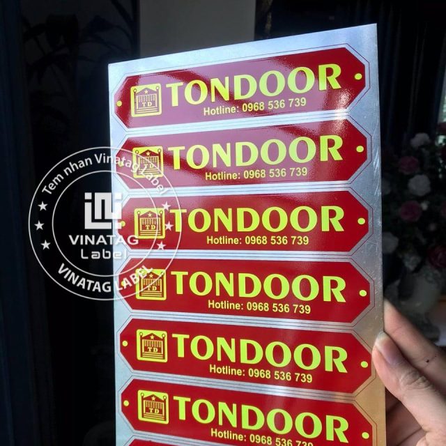 Tem cua cuon cua chong chay inox dong hop kim