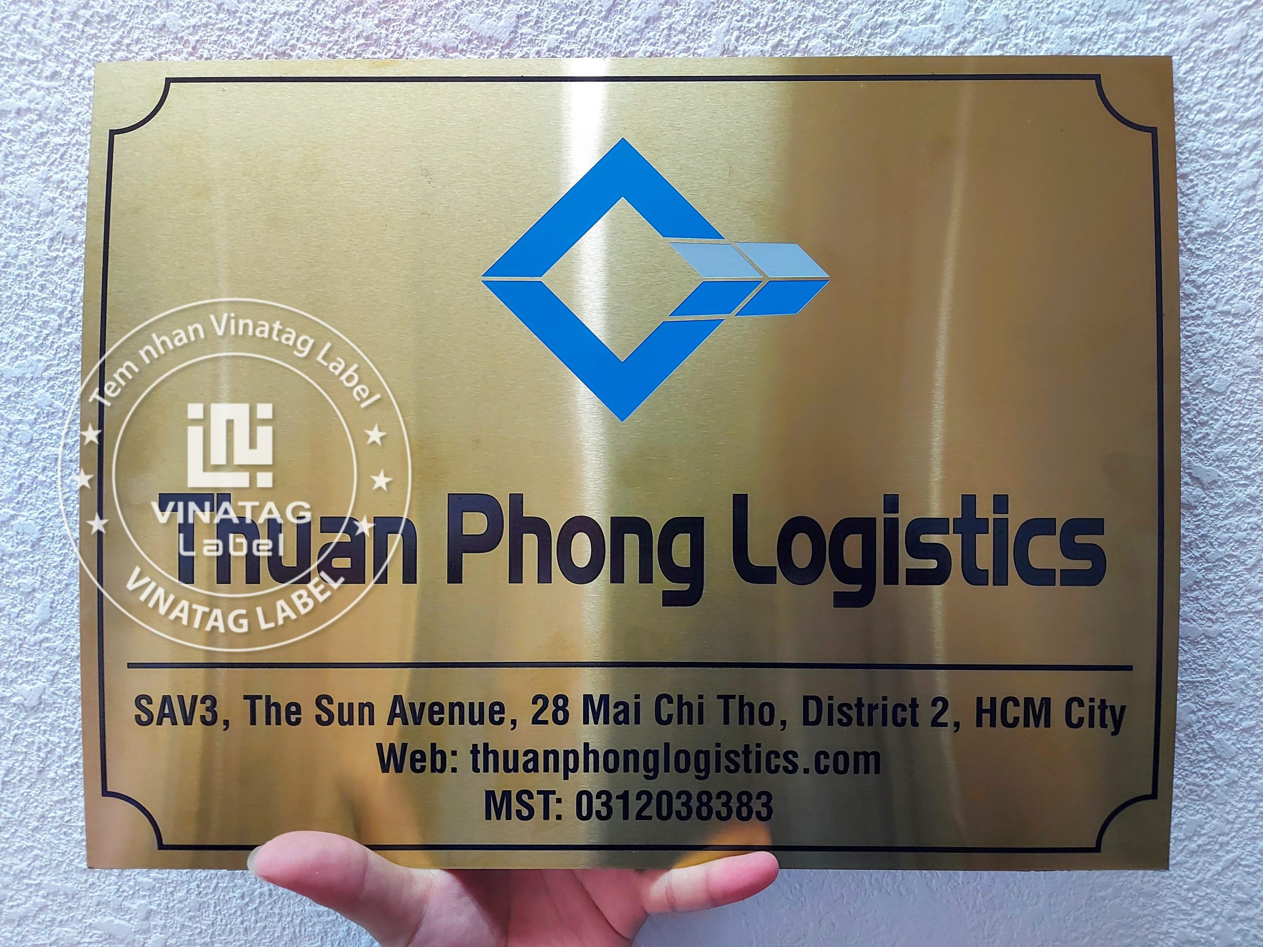 bảng hiệu công ty & biển số nhà inox, đồng, nhôm – Vinatag