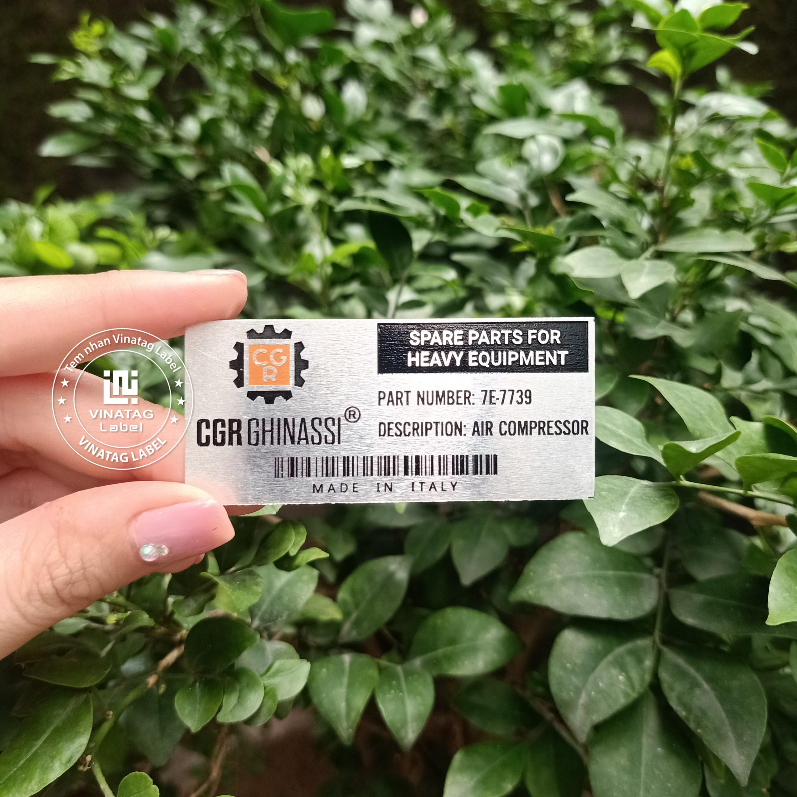 Tem nhan ma QR barcode Vinatag
