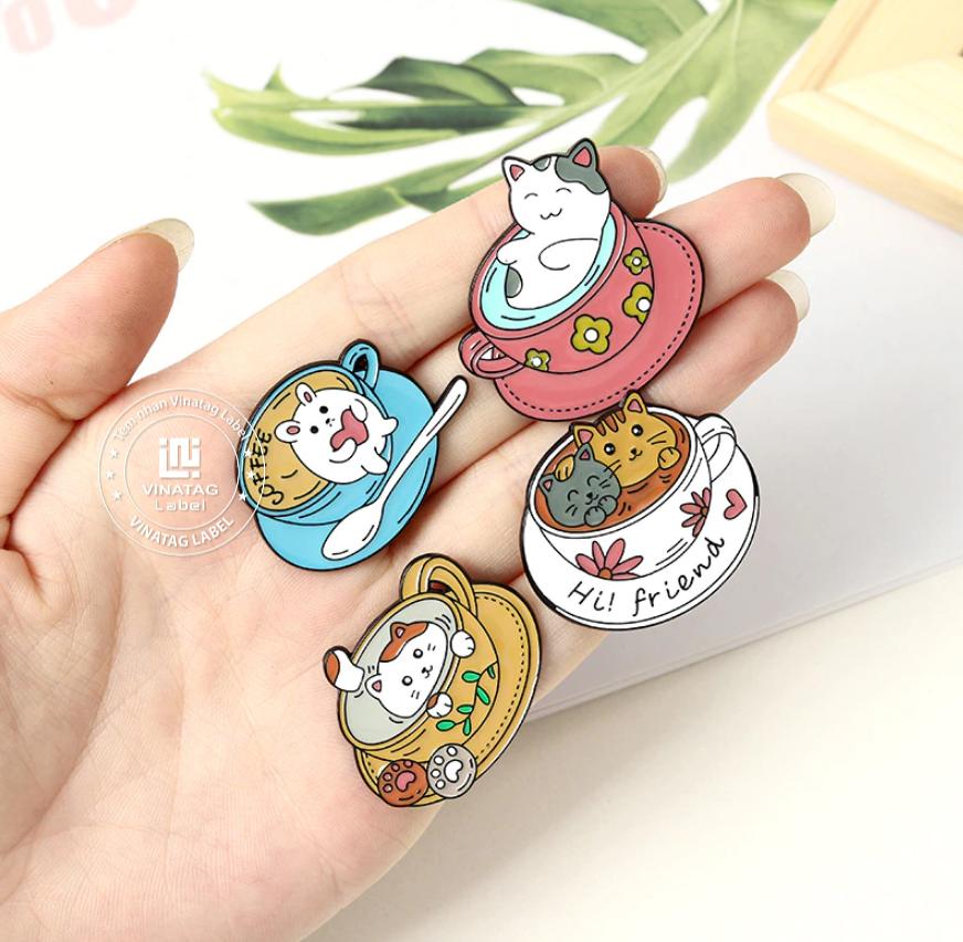 Pin cài áo, huy hiệu cài áo kim loại cao cấp – Vinatag