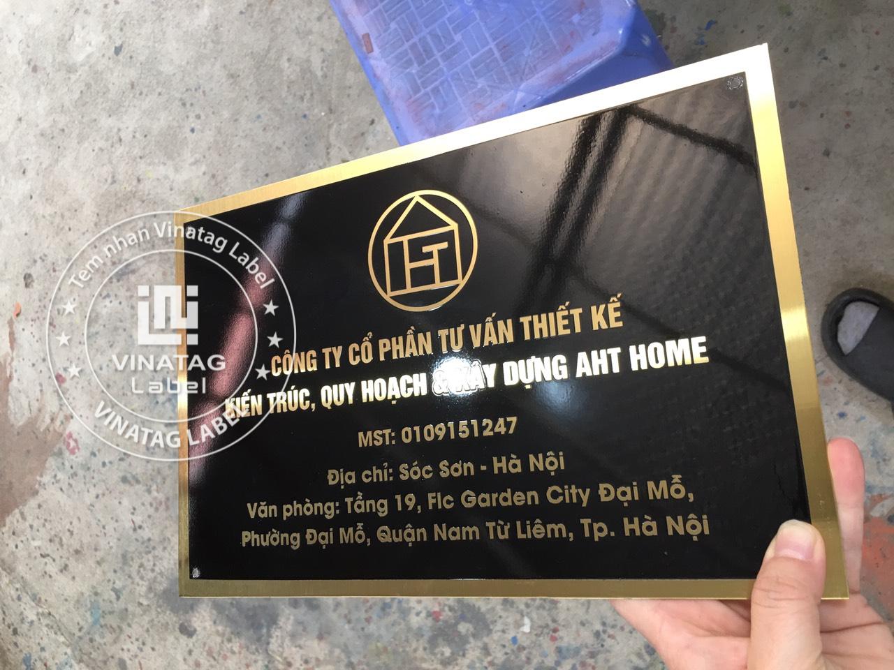 Bảng hiệu công ty inox đồng nhôm – Vinatag