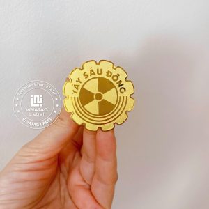 Huy hiệu đồng mạ vàng – Sang trọng, bền đẹp, thiết kế theo yêu cầu | Vinatag