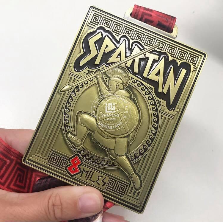 Quy trinh san xuat huy chuong kim loai cao cap