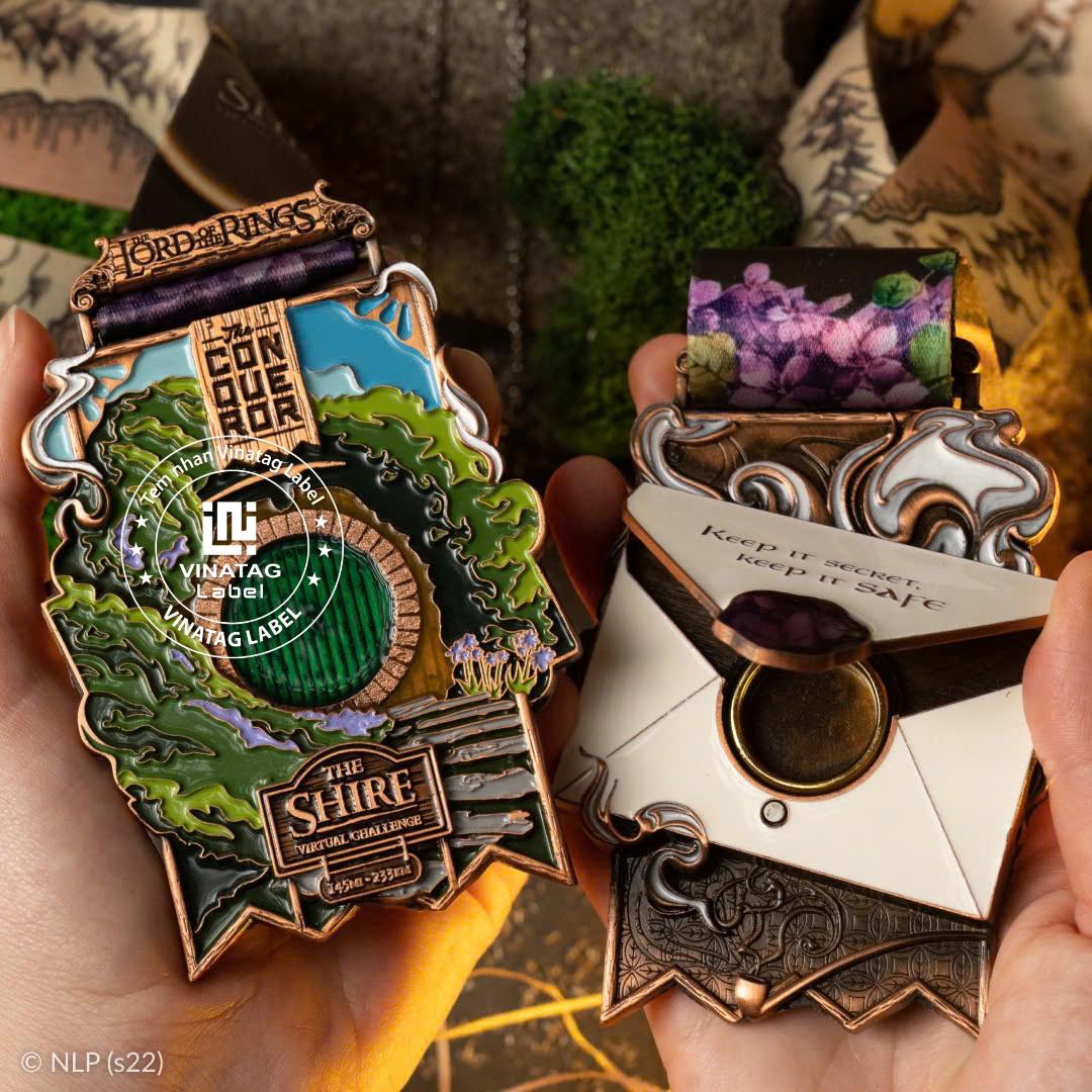 Huy chuong thuong hieu doc quyen. Thiet ke huy chuong doc quyen