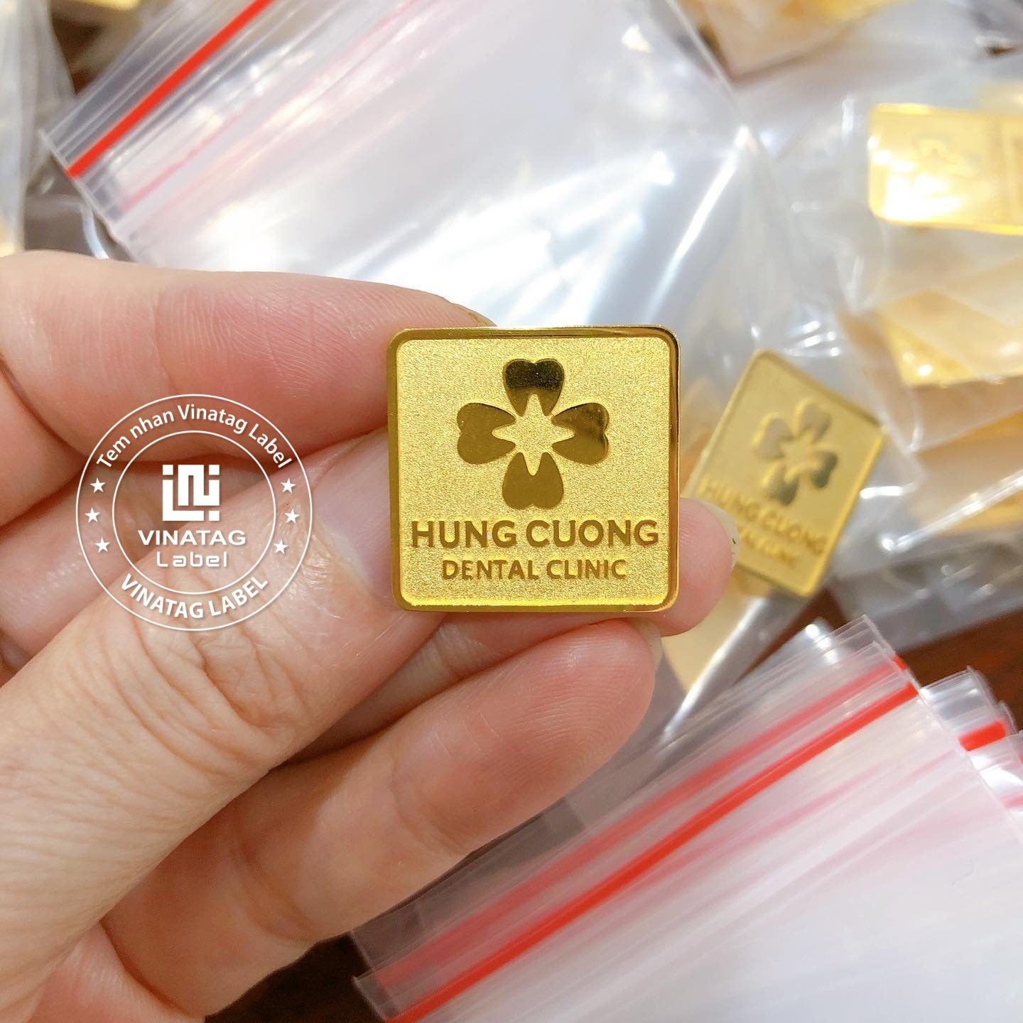 Huy hieu dong ma vang Vinatag