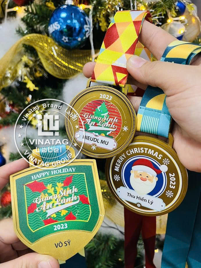 Mẫu huy chương chạy trail địa hình tại Vinatag 3